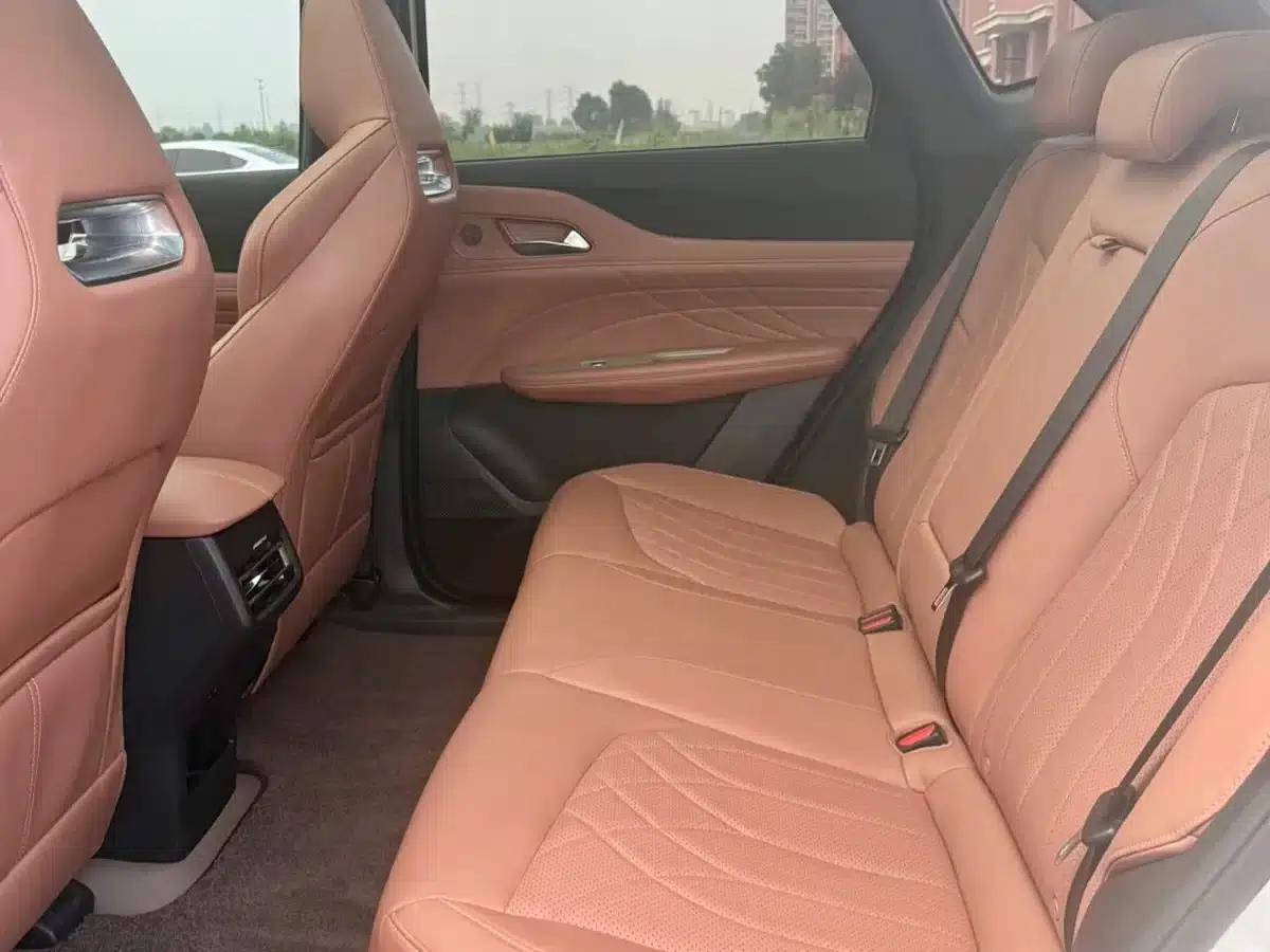 Changan UNI-Z New Energy 2024 Blue Whale Smart Electric iDD 125km Superior Edition — миниатюра 9
