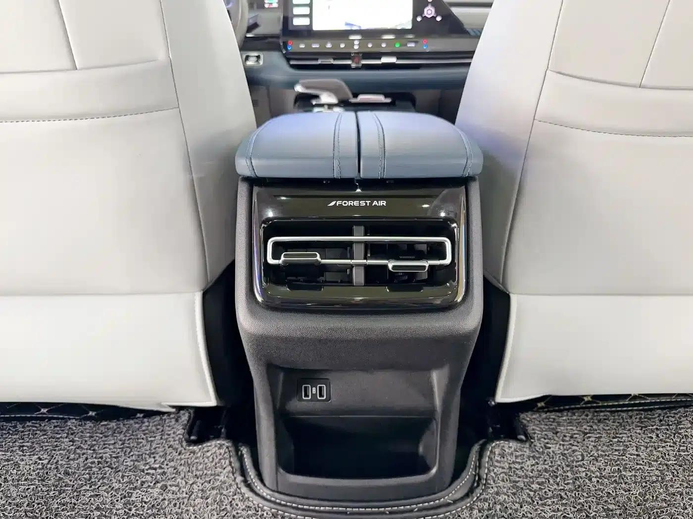 Changan UNI-K Smart Electric iDD 2022 Blue Whale iDD 130km 1.5T Excellent Edition — миниатюра 22
