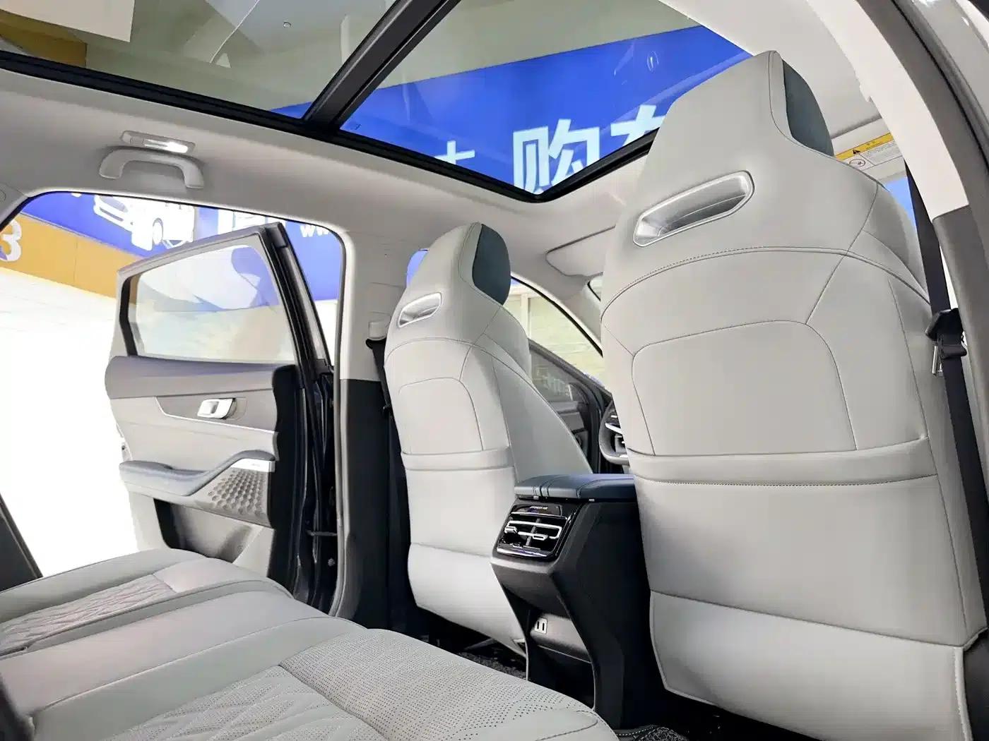 Changan UNI-K Smart Electric iDD 2022 Blue Whale iDD 130km 1.5T Excellent Edition — миниатюра 29