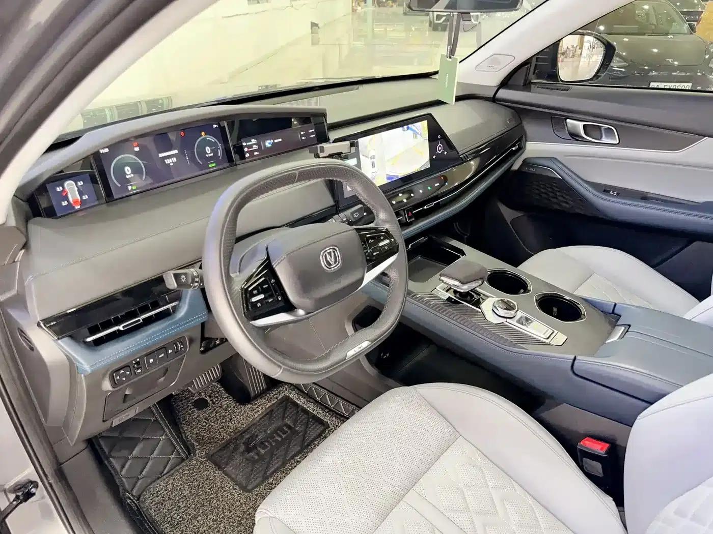 Changan UNI-K Smart Electric iDD 2022 Blue Whale iDD 130km 1.5T Excellent Edition — миниатюра 8