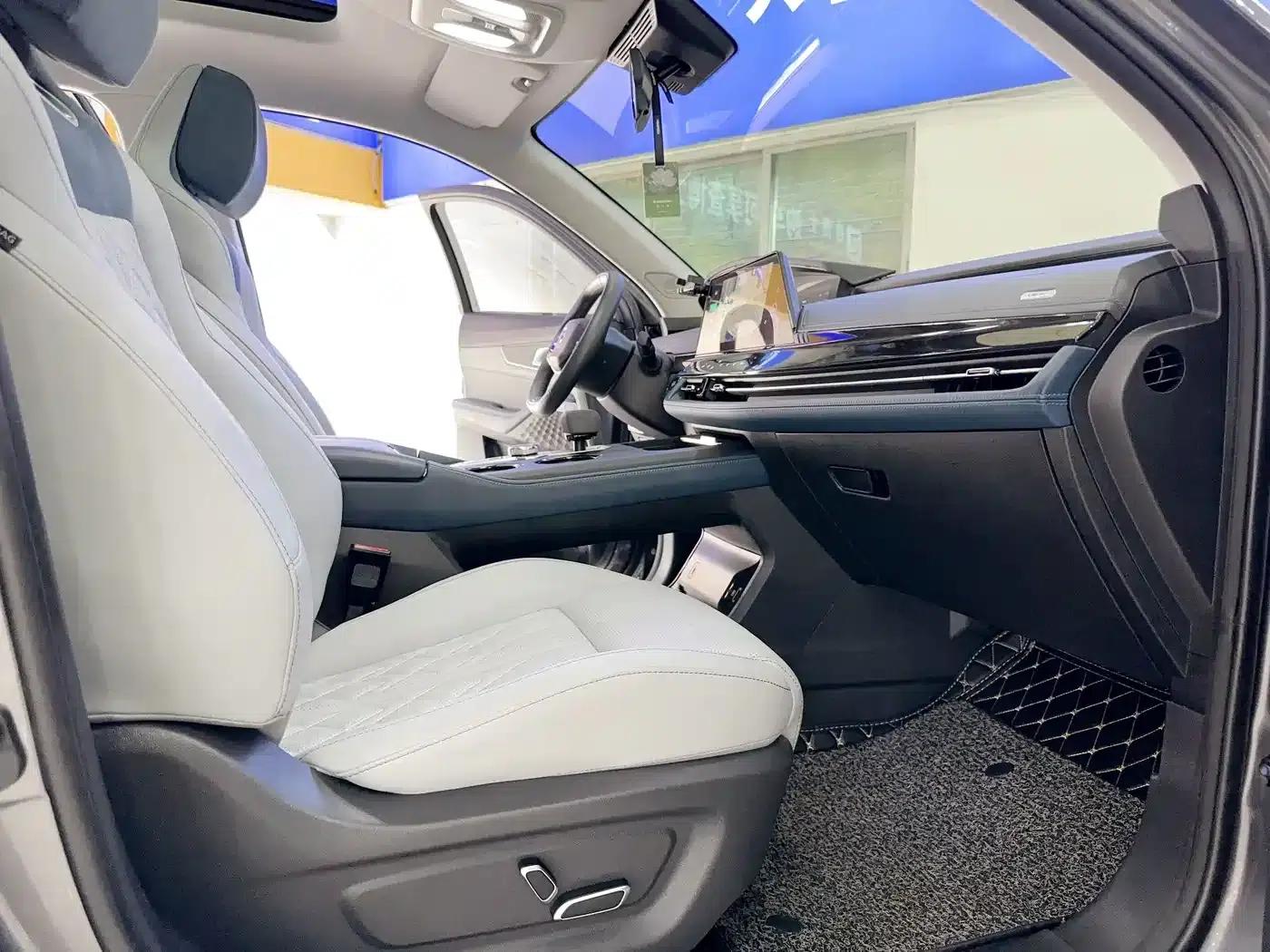 Changan UNI-K Smart Electric iDD 2022 Blue Whale iDD 130km 1.5T Excellent Edition — миниатюра 10