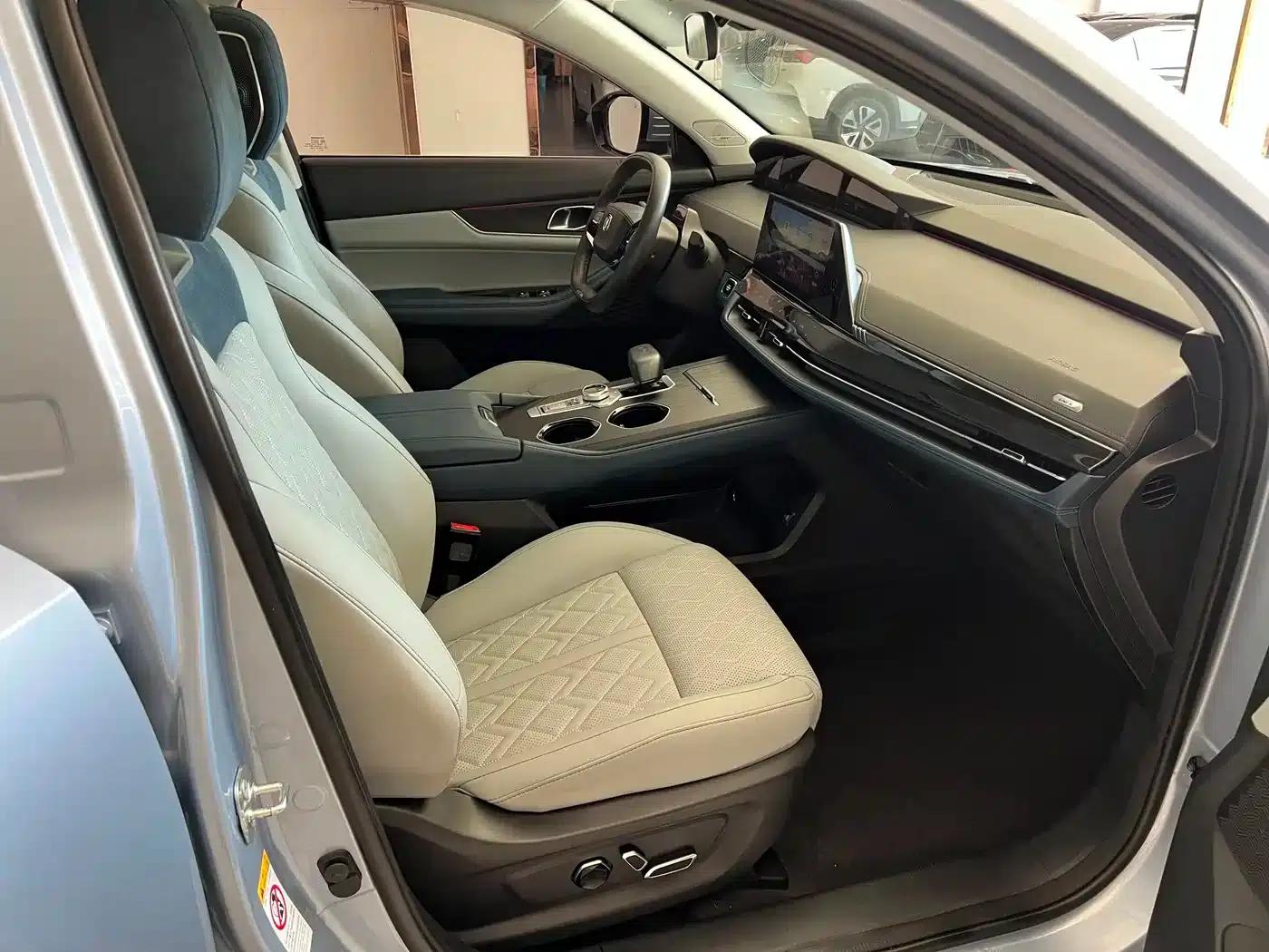 Changan UNI-K Smart Electric iDD 2022 Blue Whale iDD 130km 1.5T Premium Edition — миниатюра 11