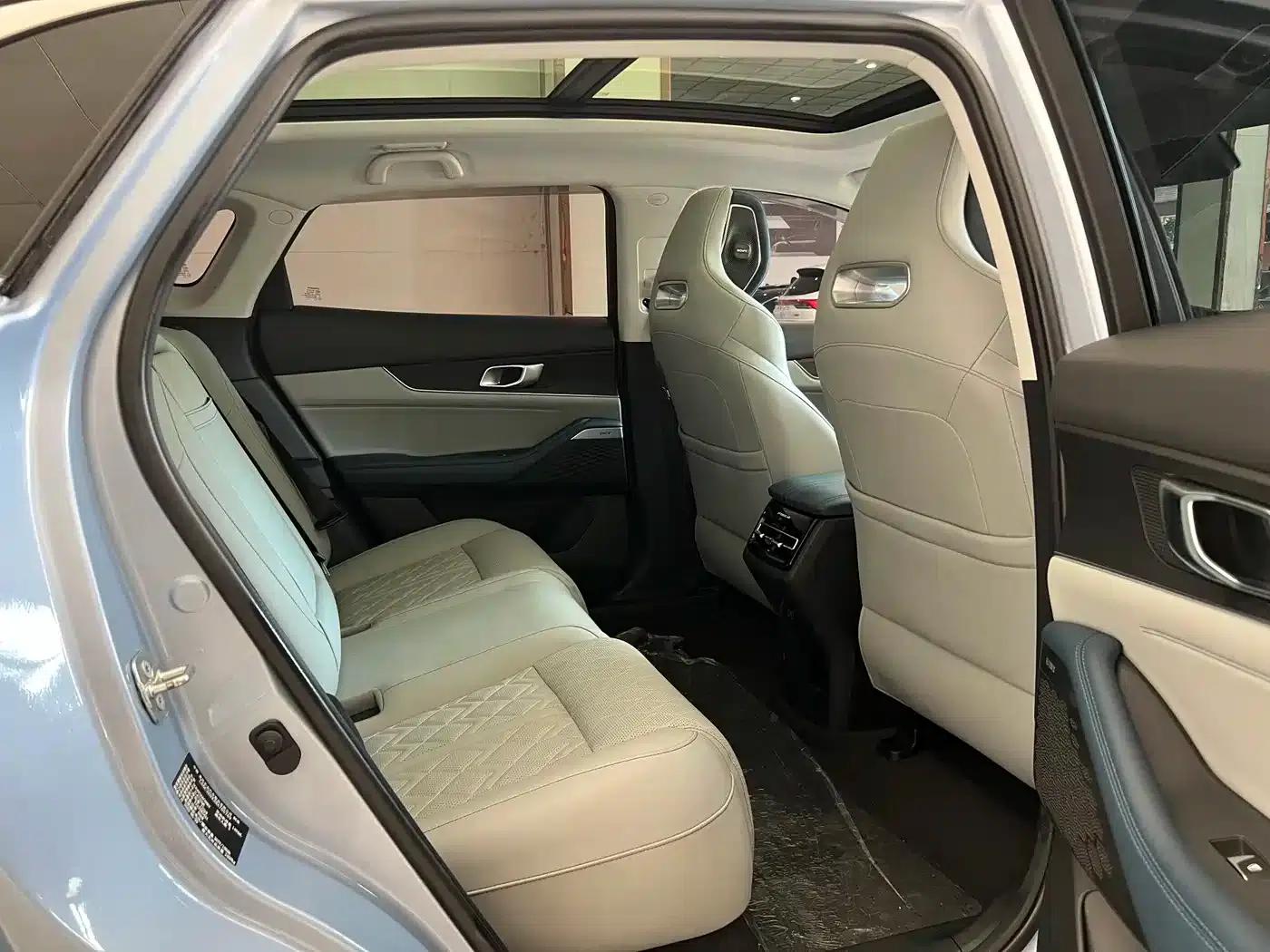Changan UNI-K Smart Electric iDD 2022 Blue Whale iDD 130km 1.5T Premium Edition — миниатюра 12