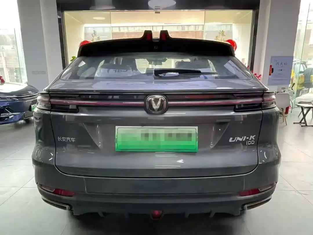 Changan UNI-K Smart Electric iDD 2023 Model, Smart Electric iDD 1.5T, 135km/h Smart Leading Edition — миниатюра 3