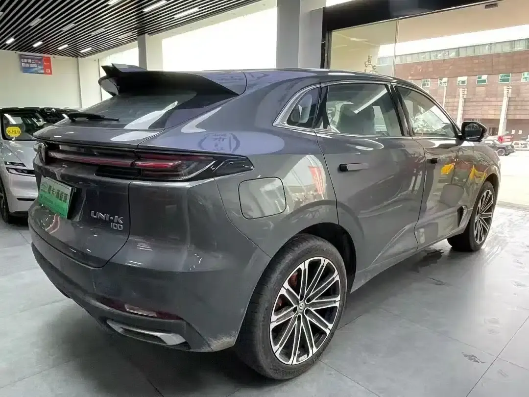 Changan UNI-K Smart Electric iDD 2023 Model, Smart Electric iDD 1.5T, 135km/h Smart Leading Edition — миниатюра 4