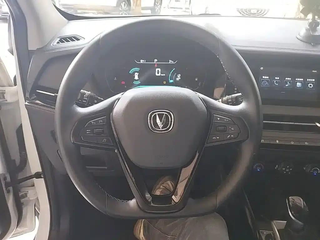 Changan CS15 2021 1.5L Automatic Enjoyment Edition — миниатюра 11