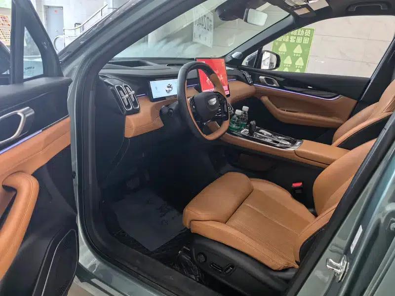 Geely Boyue L 2025 Fourth Generation 1.5TD DCT Splendid — миниатюра 7