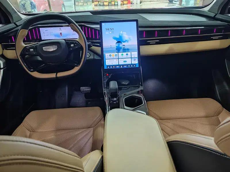 Geely Boyue L 2023 2.0TD DCT Premium Edition — миниатюра 7