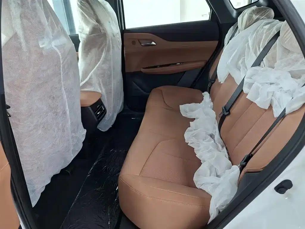 Changan UNI-Z 2026 1.5T Comfort Edition — миниатюра 18