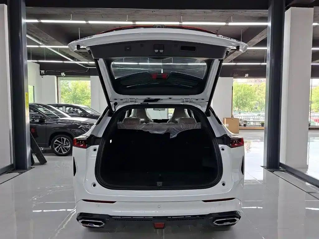 Changan UNI-Z 2026 1.5T Comfort Edition — миниатюра 24