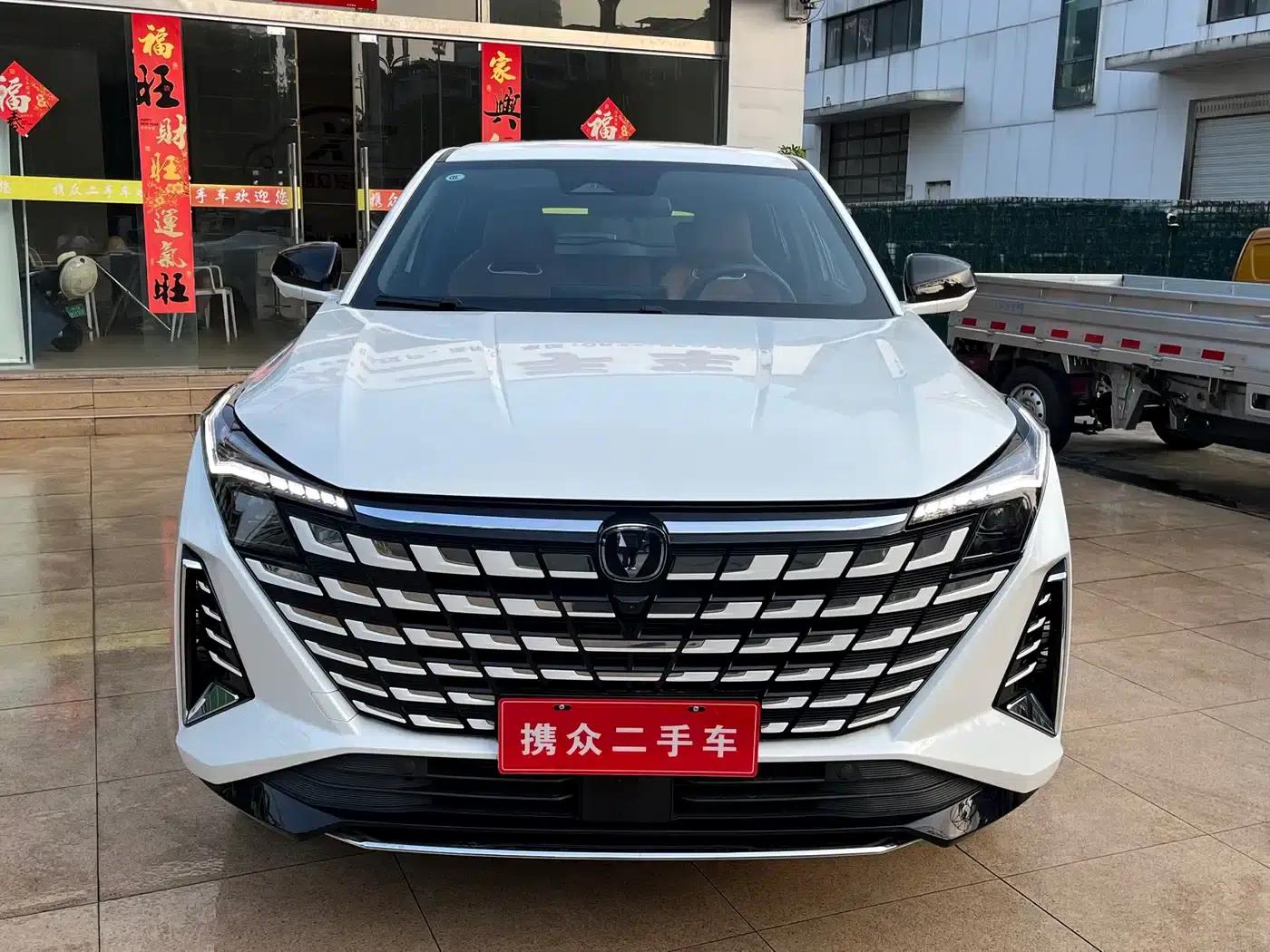 Changan UNI-Z 2025 1.5T Luxury Edition — миниатюра 3