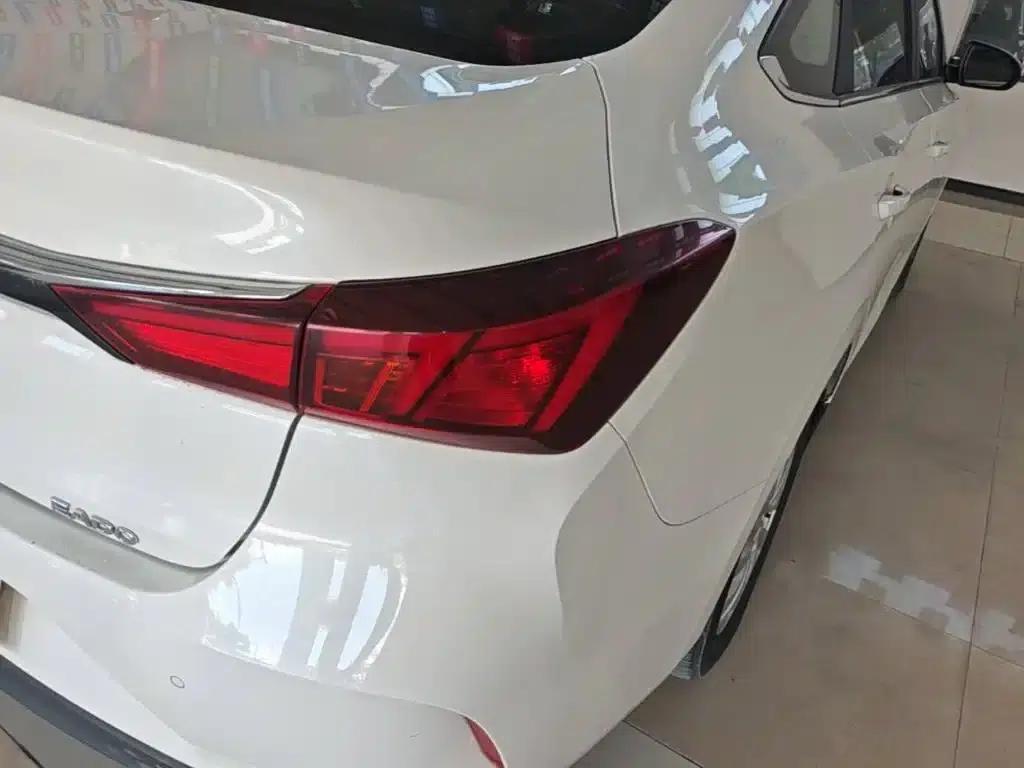 Changan Eado New Energy 2022 EV460 Smart Ride-Hailing Edition (Lithium Iron Phosphate) — миниатюра 8