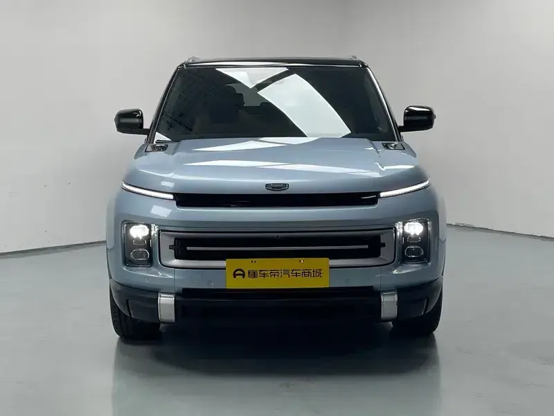 Geely ICON 2023 1.5TD Chocolate Premium Edition — миниатюра 2