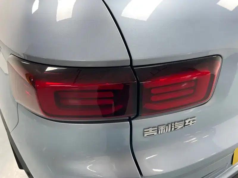 Geely ICON 2023 1.5TD Chocolate Premium Edition — миниатюра 13