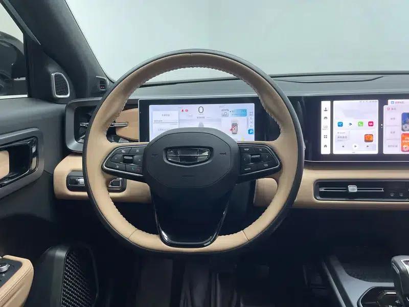 Geely ICON 2023 1.5TD Chocolate Premium Edition — миниатюра 16
