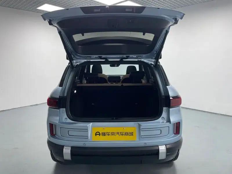 Geely ICON 2023 1.5TD Chocolate Premium Edition — миниатюра 20