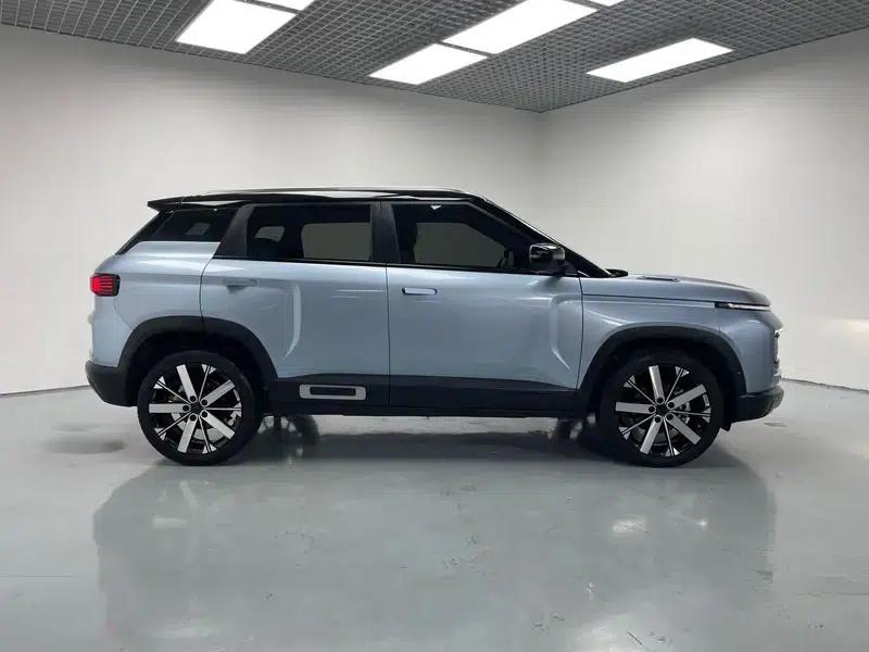 Geely ICON 2023 1.5TD Chocolate Premium Edition — миниатюра 8