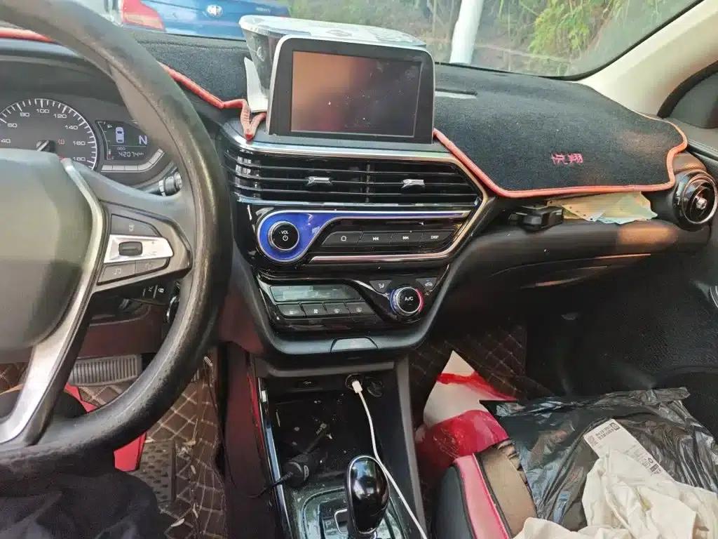 Yuexiang 2018 1.5L DCT Premium Edition (National V Emission Standard) — миниатюра 10