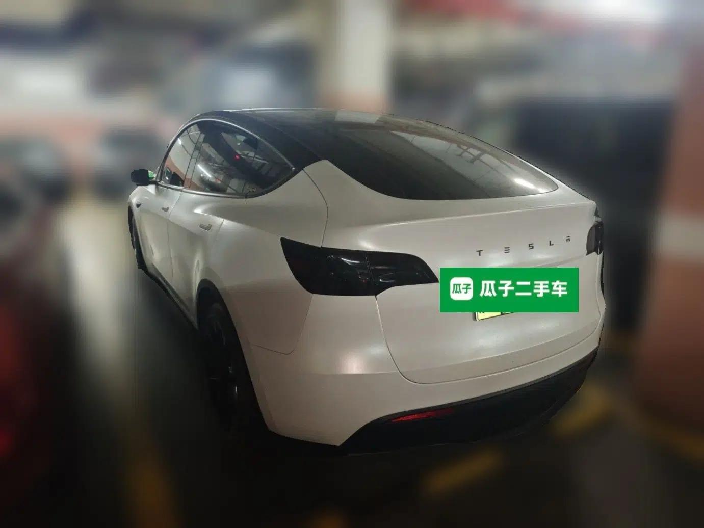 Tesla Model Y 2021 Long-Range All-Wheel-Drive Version — миниатюра 4