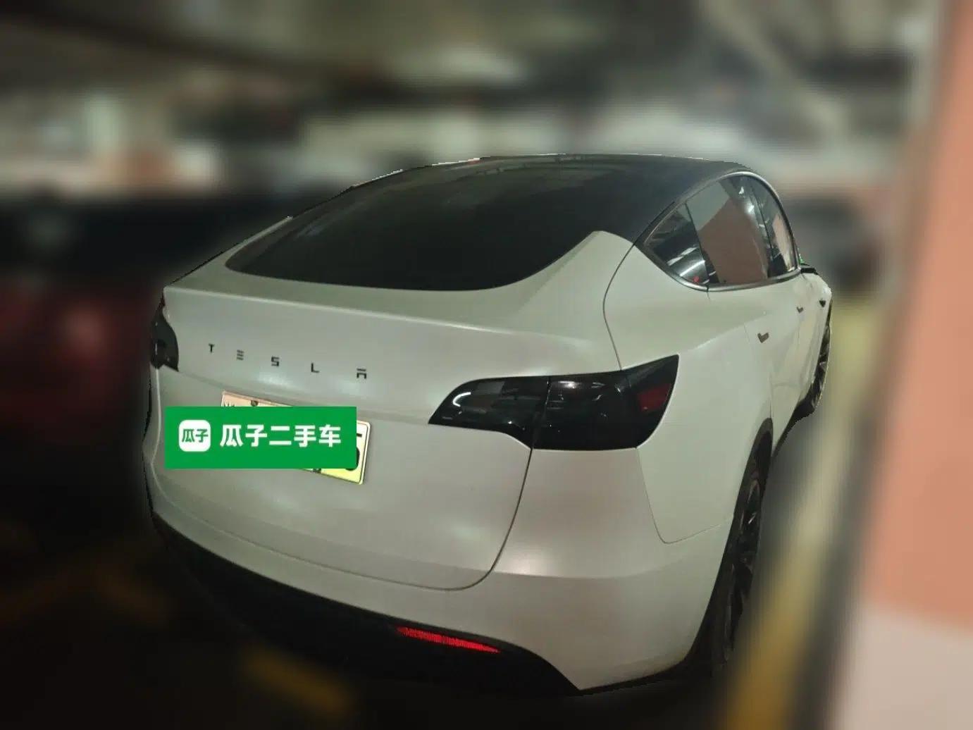 Tesla Model Y 2021 Long-Range All-Wheel-Drive Version — миниатюра 6