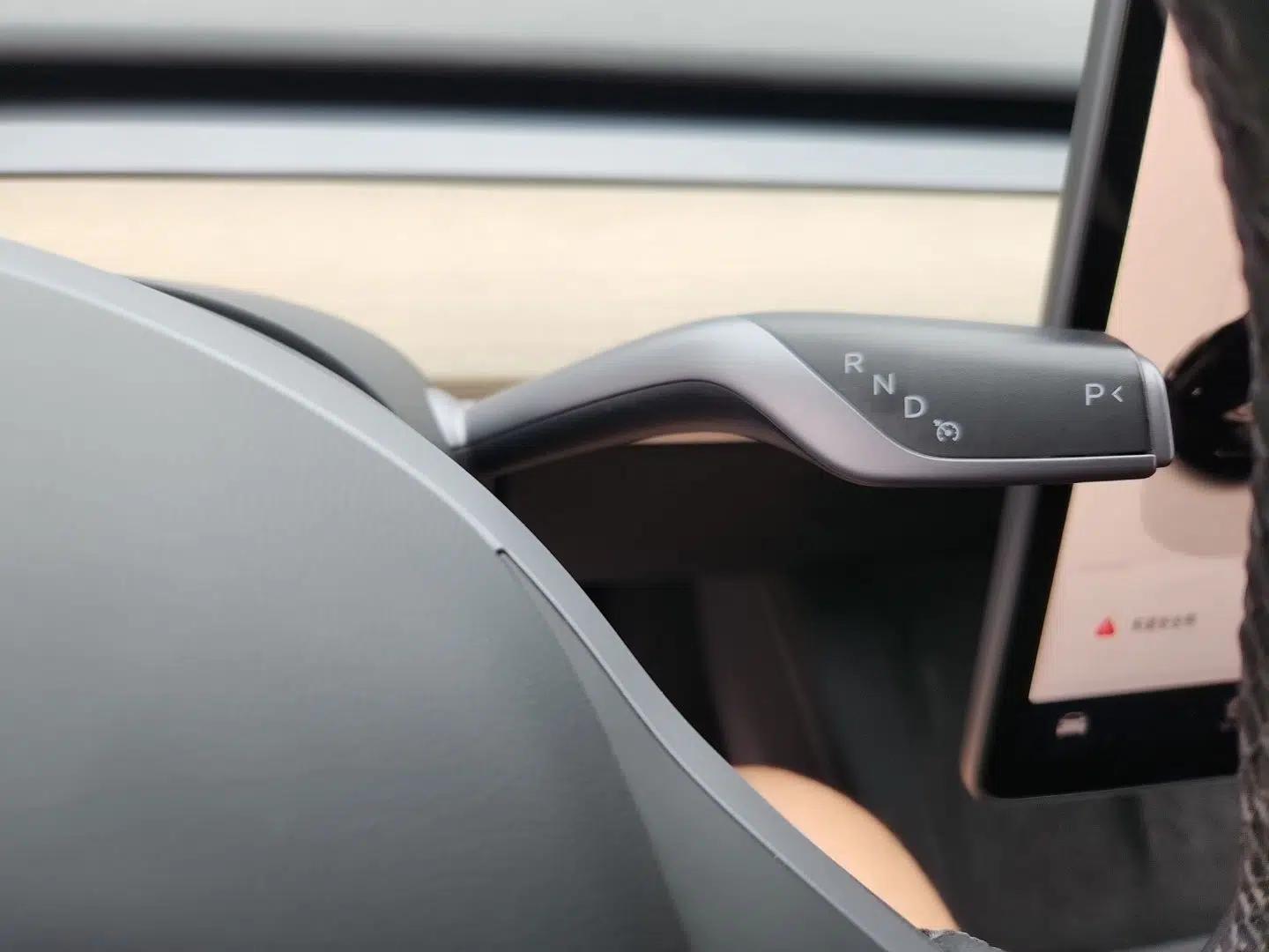 Tesla Model Y 2022 Revised Version Rear-Wheel Drive — миниатюра 14