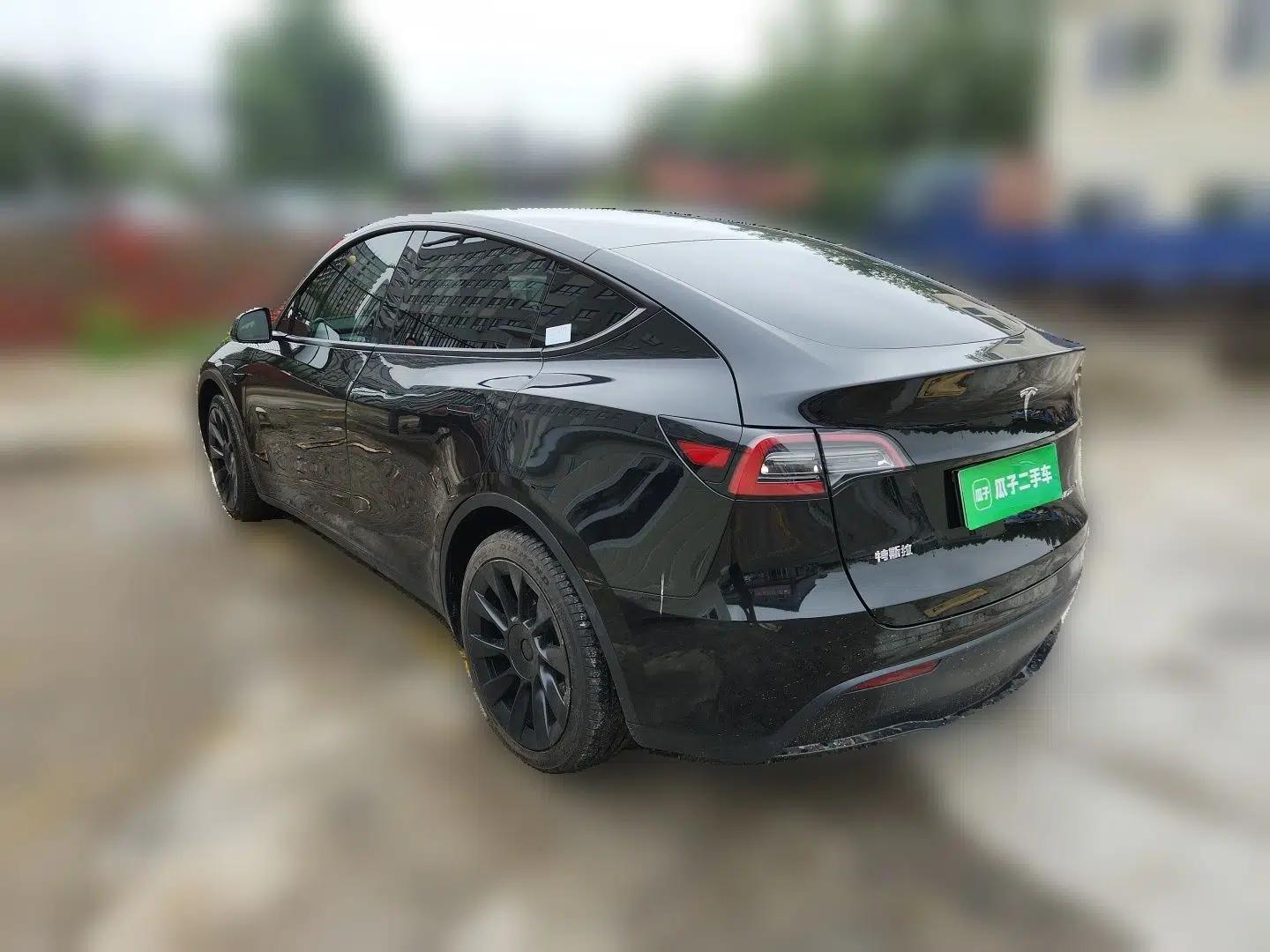 Tesla Model Y 2022 Revised Version Rear-Wheel Drive — миниатюра 4