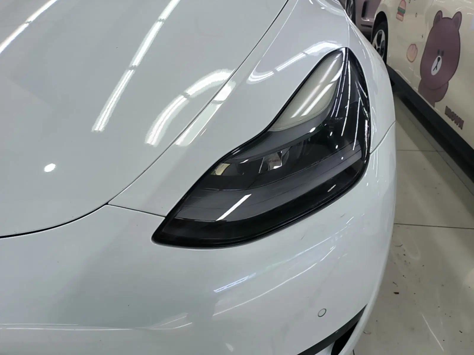 Tesla Model Y 2022 Revised Version Rear-Wheel Drive — миниатюра 8