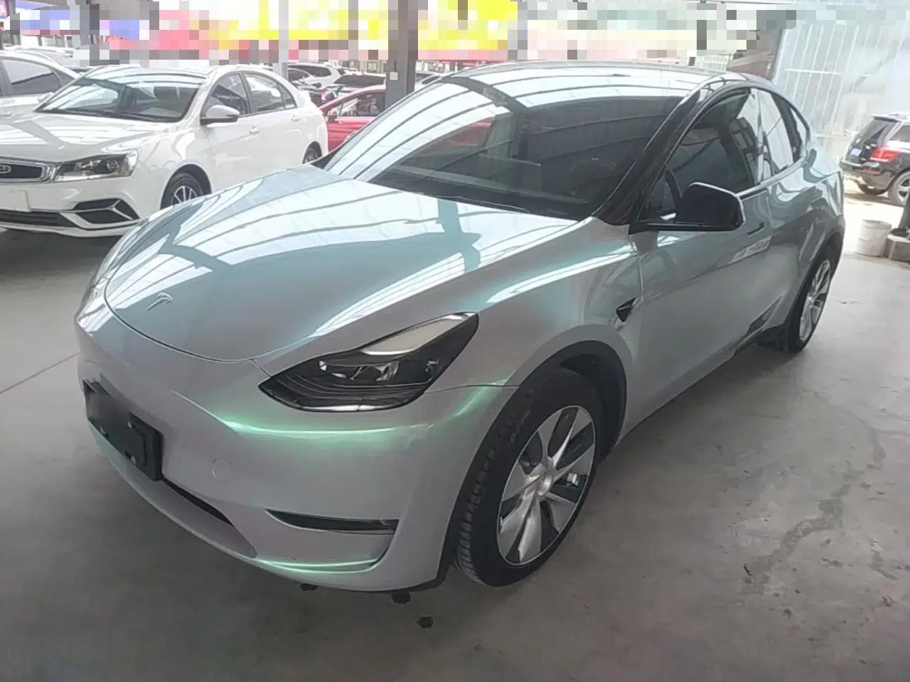 Tesla Model Y 2021 Long-Range All-Wheel-Drive Version 3D7 — миниатюра 1