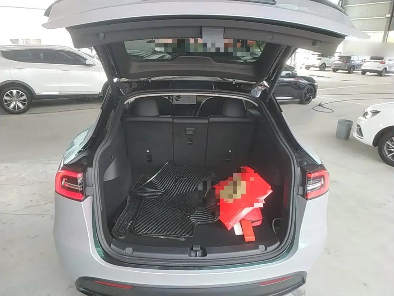 Tesla Model Y 2021 Long-Range All-Wheel-Drive Version 3D7 — миниатюра 22