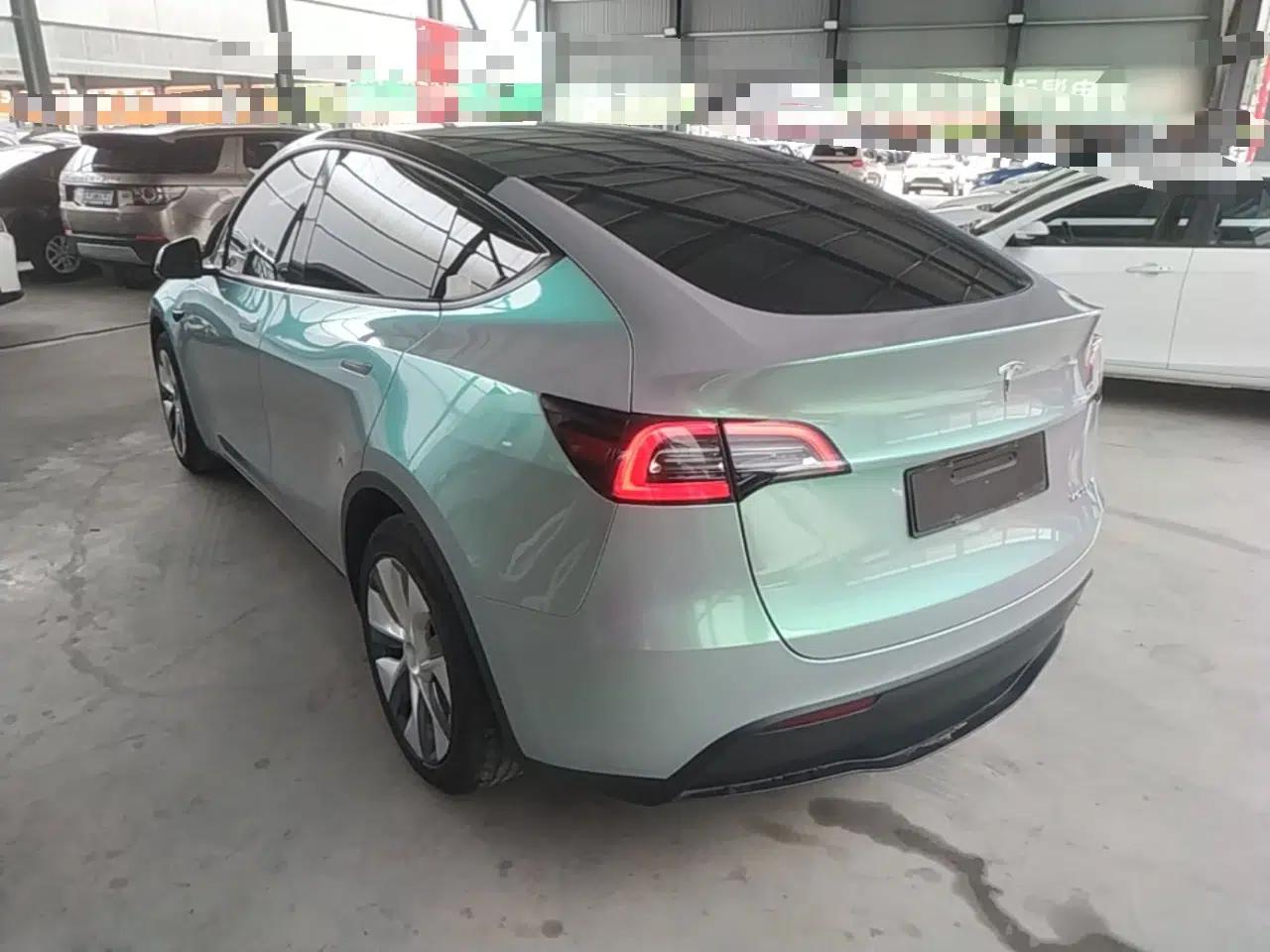 Tesla Model Y 2021 Long-Range All-Wheel-Drive Version 3D7 — миниатюра 4