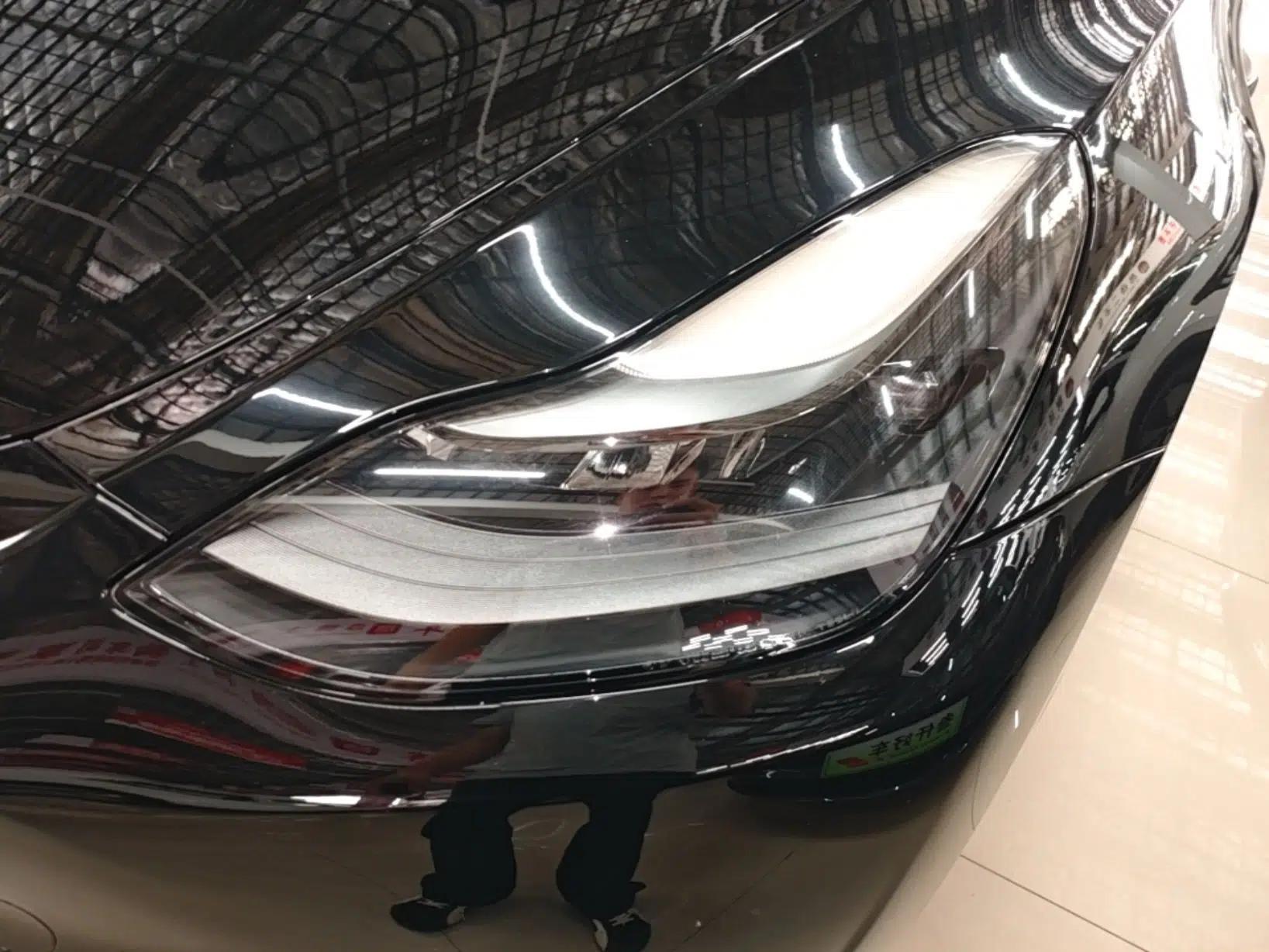 Tesla Model Y 2021 Standard Range Rear-Wheel Drive Version — миниатюра 8