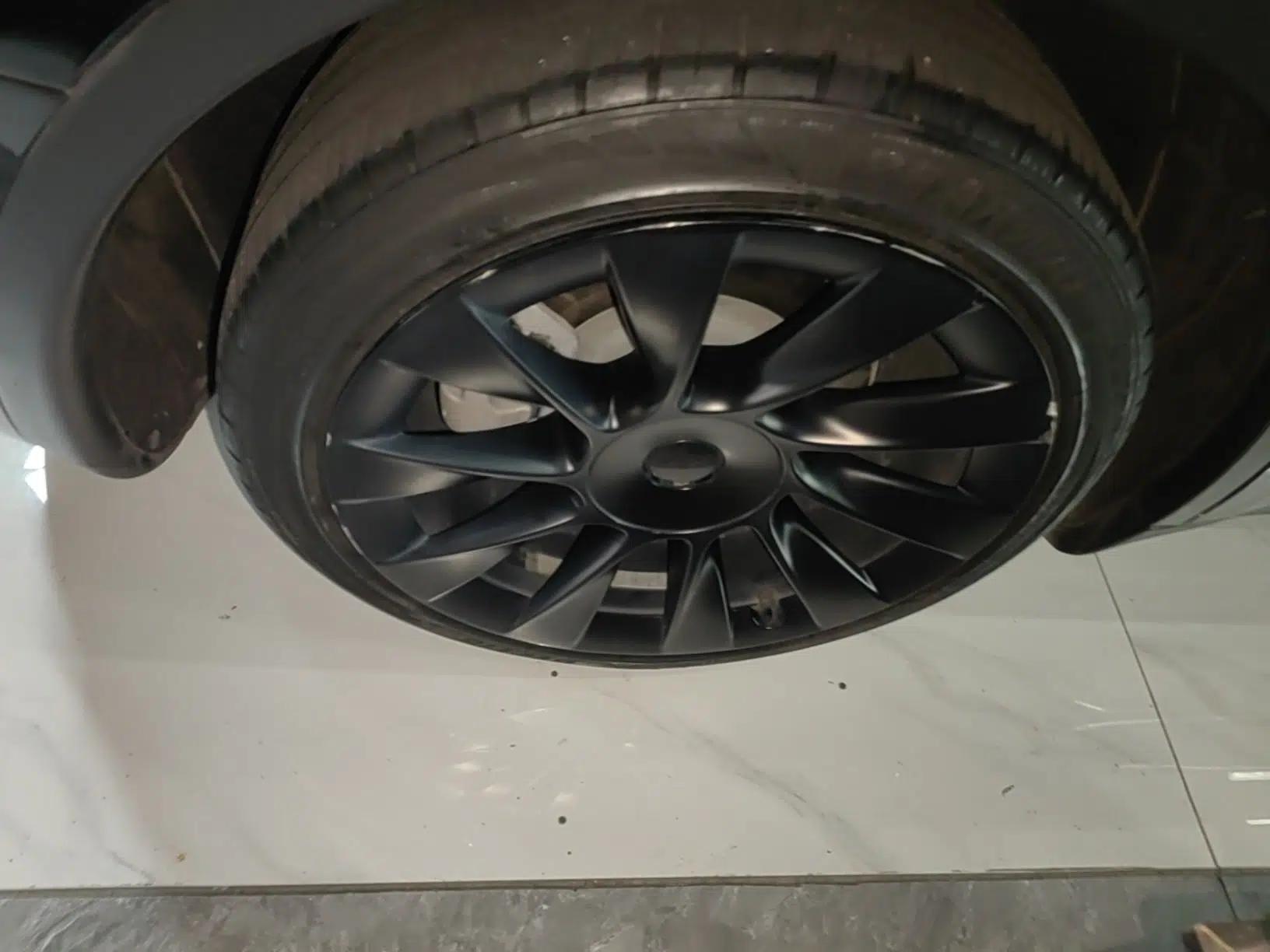 Tesla Model Y 2022 Rear-Wheel-Drive Version — миниатюра 11