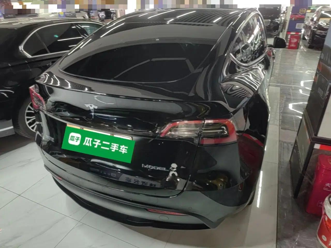 Tesla Model Y 2022 Rear-Wheel-Drive Version — миниатюра 6
