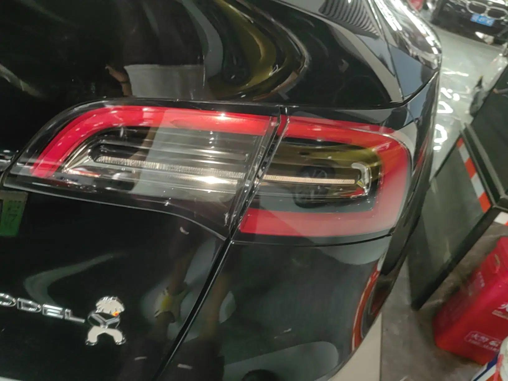 Tesla Model Y 2022 Rear-Wheel-Drive Version — миниатюра 9