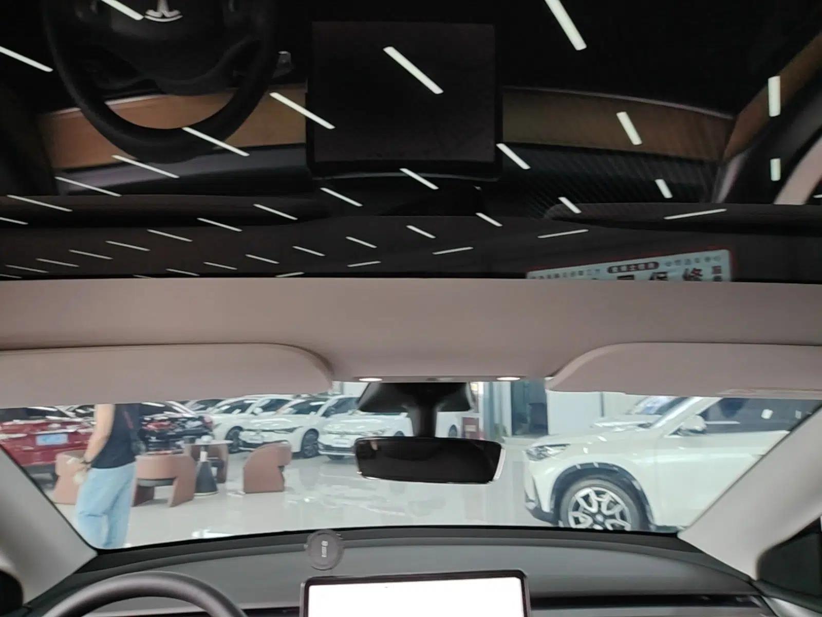 Tesla Model Y 2022 Rear-Wheel-Drive Version — миниатюра 21