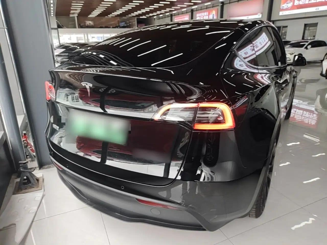 Tesla Model Y 2022 Rear-Wheel-Drive Version — миниатюра 6