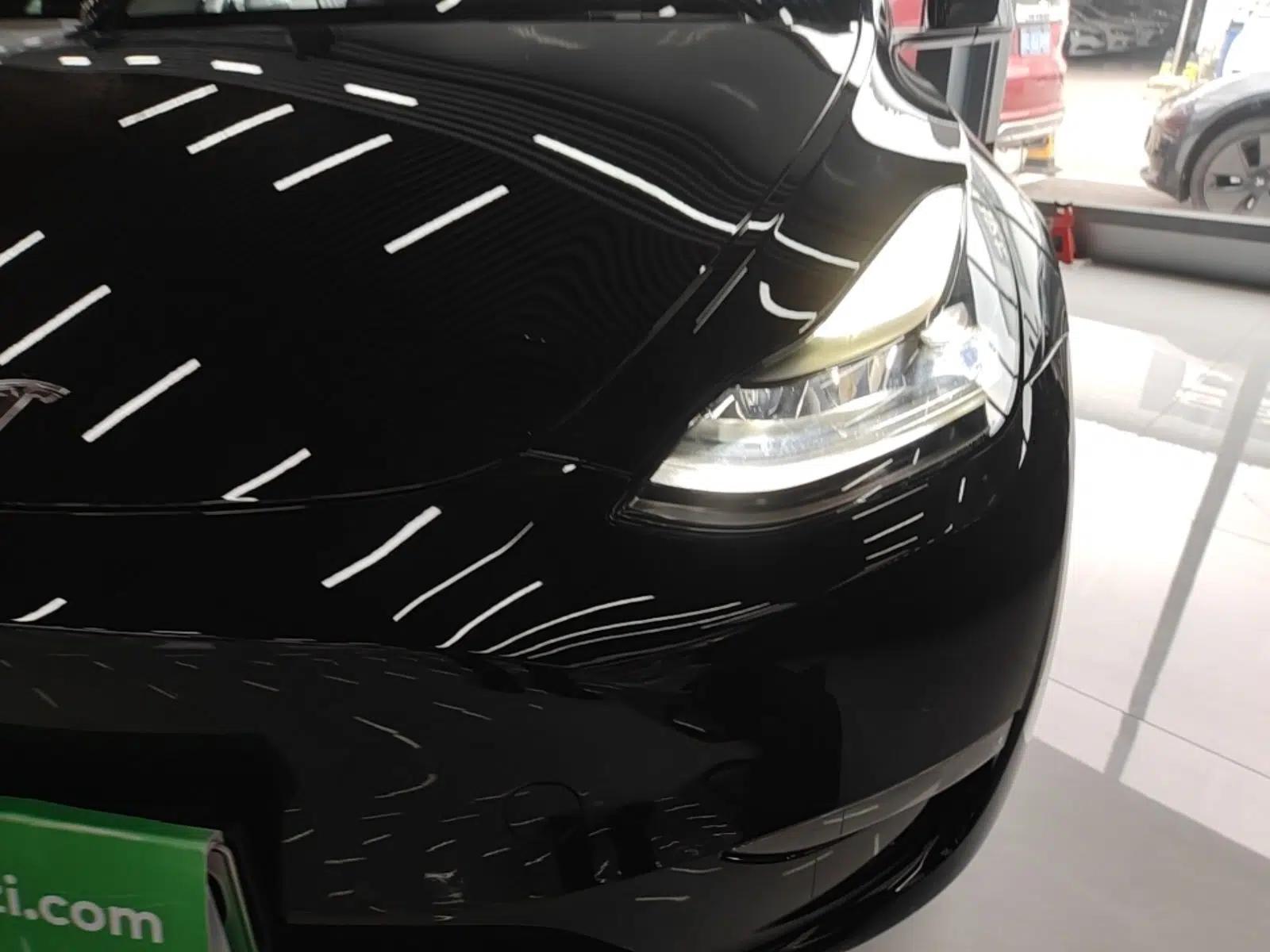 Tesla Model Y 2022 Rear-Wheel-Drive Version — миниатюра 8