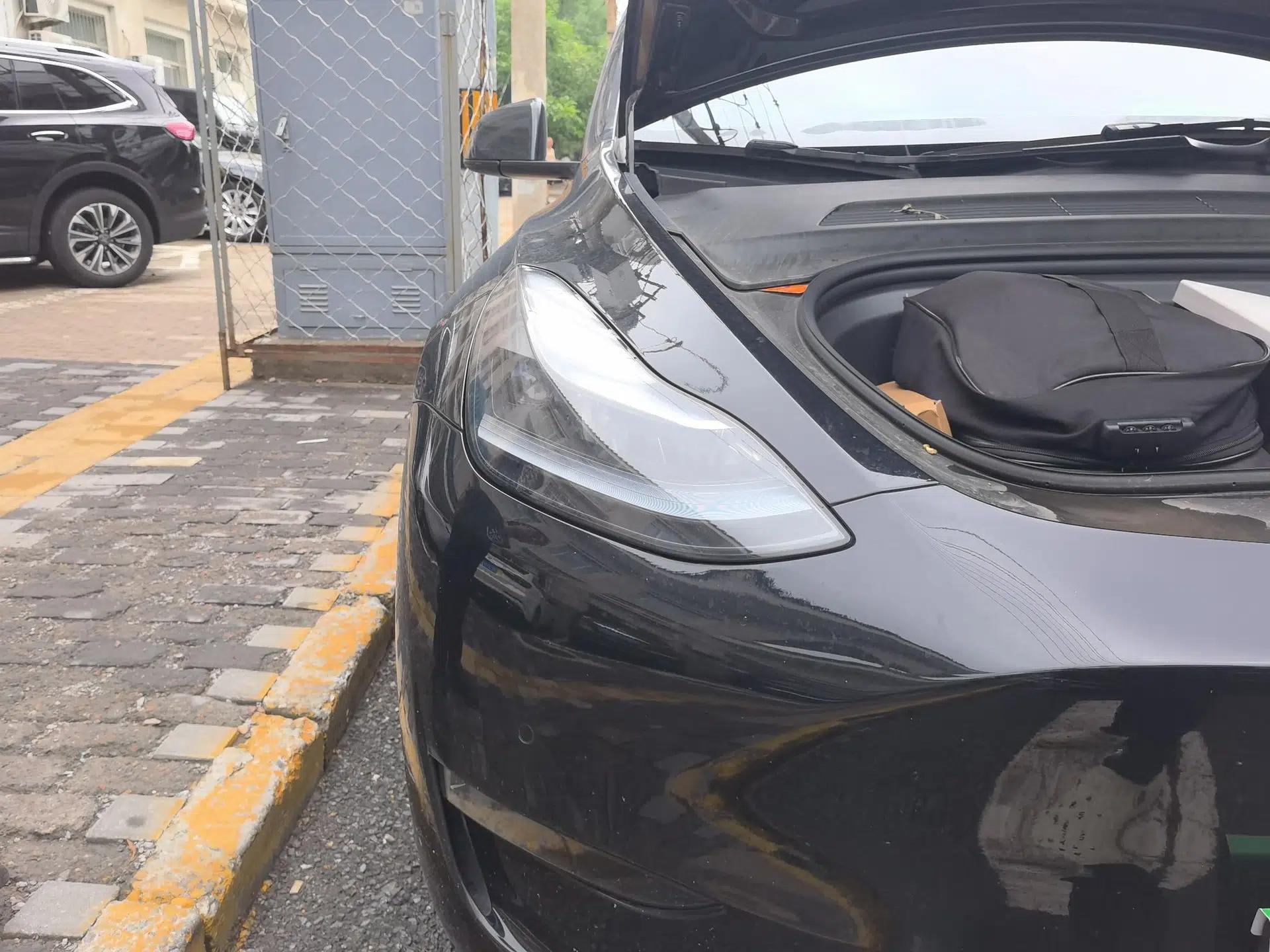 Tesla Model Y 2021 Standard Range Rear-Wheel Drive Version — миниатюра 7