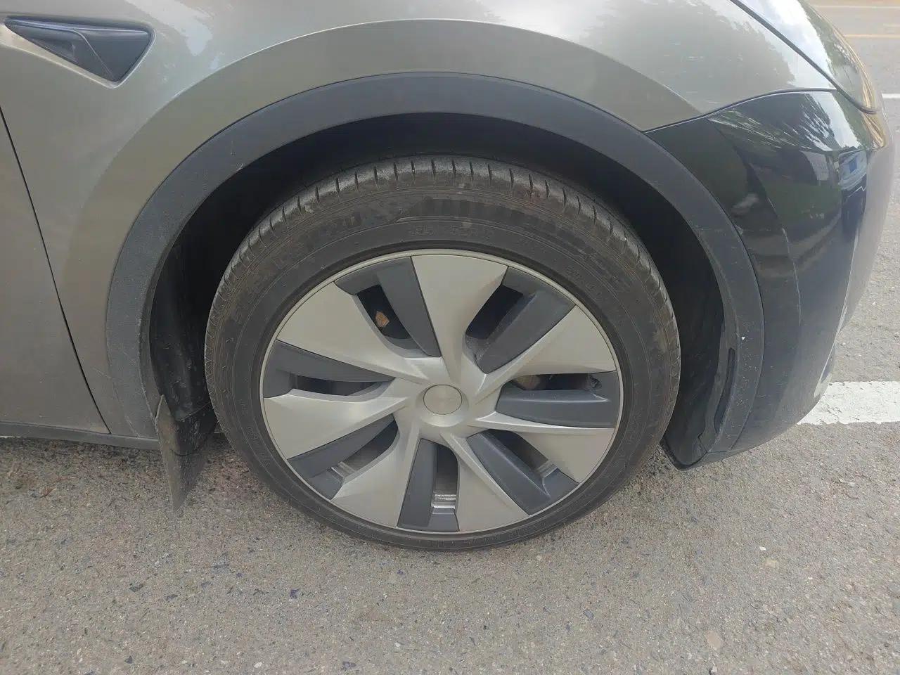 Tesla Model Y 2022 Revised Version Rear-Wheel Drive — миниатюра 5