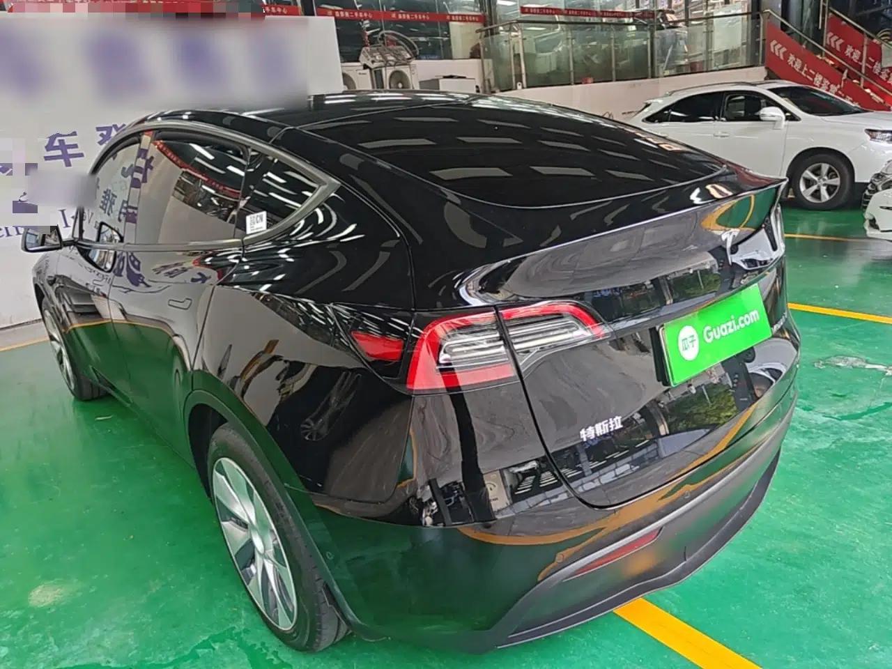 Tesla Model Y 2021 Standard Range Rear-Wheel Drive Version — миниатюра 4