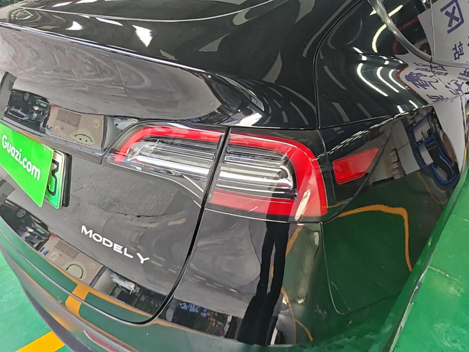 Tesla Model Y 2021 Standard Range Rear-Wheel Drive Version — миниатюра 9