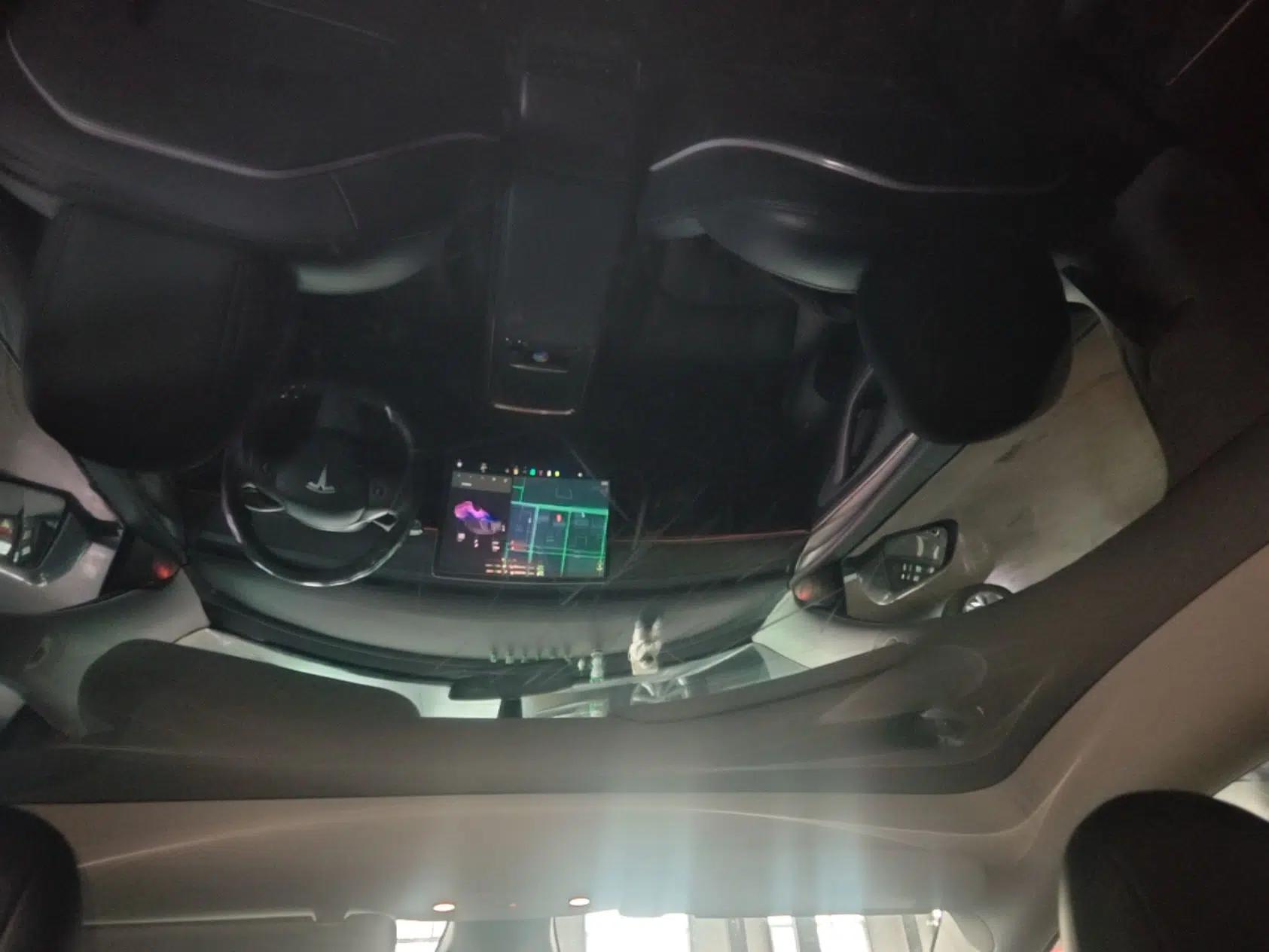 Tesla Model Y 2021 Standard Range Rear-Wheel Drive Version — миниатюра 21