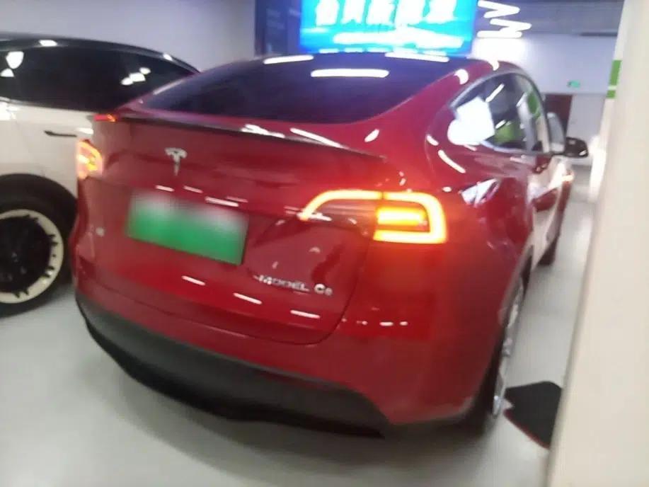 Tesla Model Y 2022 Rear-Wheel-Drive Version — миниатюра 6