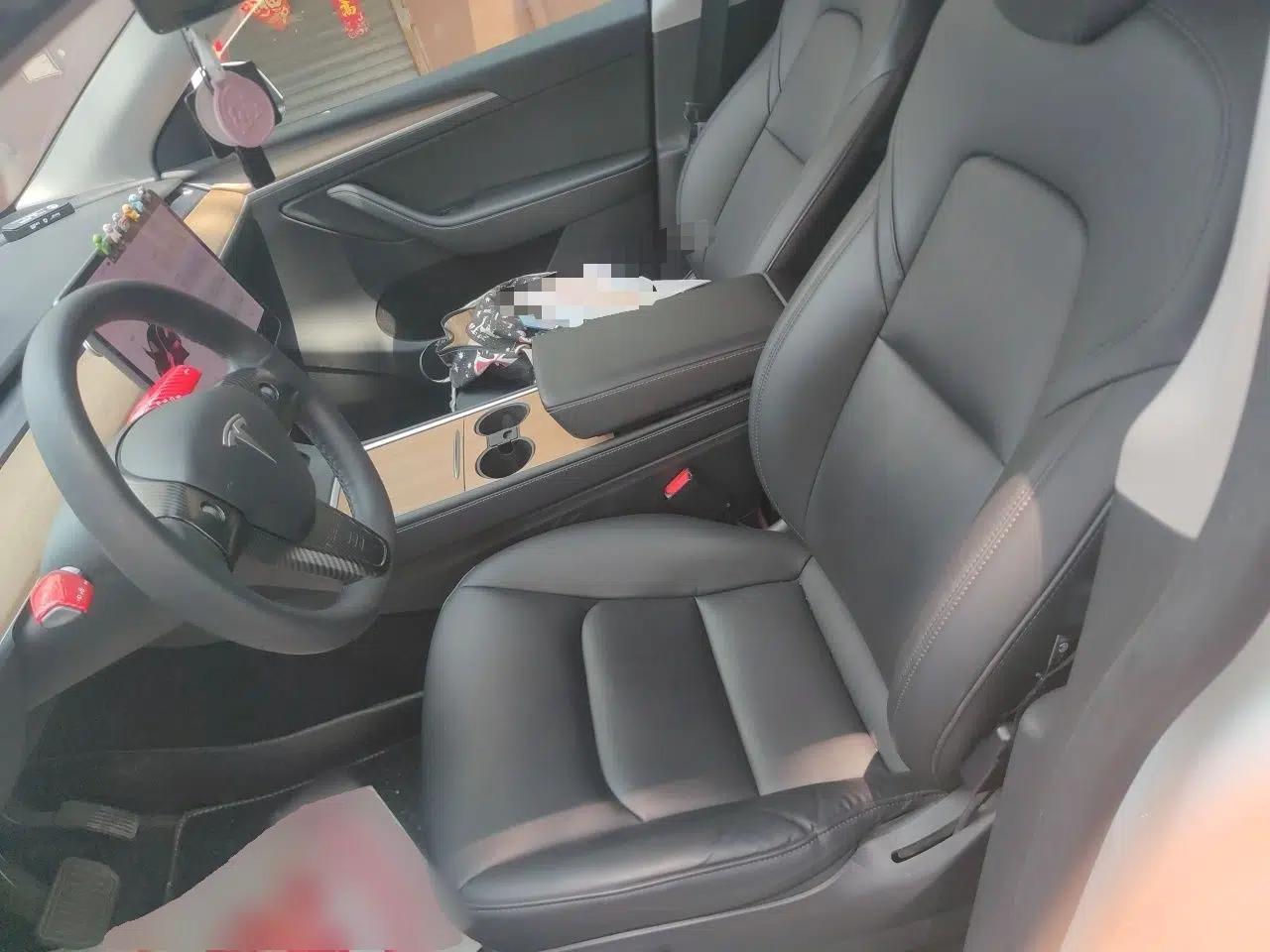 Tesla Model Y 2021 Long-Range All-Wheel-Drive Version — миниатюра 15