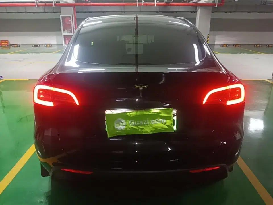 Tesla Model Y 2022 Revised Version Rear-Wheel Drive — миниатюра 5