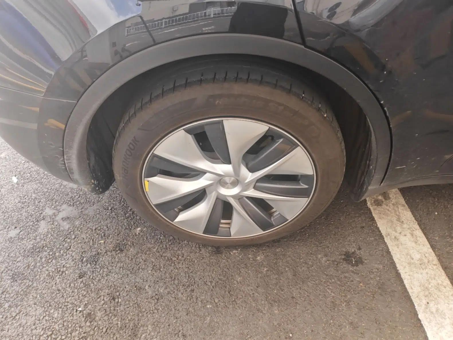 Tesla Model Y 2022 Revised Version Rear-Wheel Drive — миниатюра 11