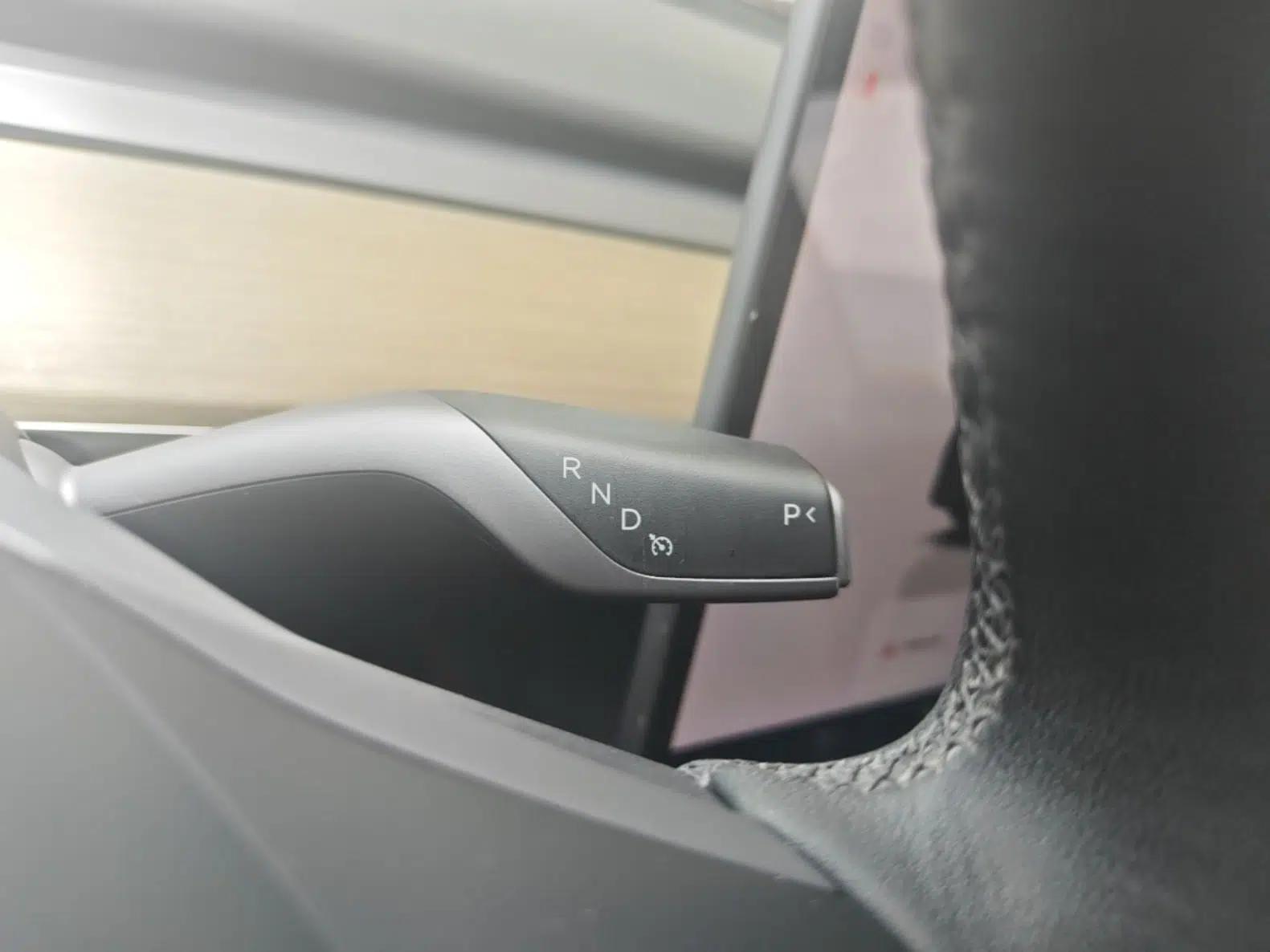 Tesla Model Y 2022 Revised Version Rear-Wheel Drive — миниатюра 21