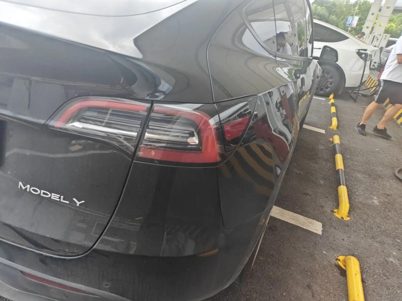 Tesla Model Y 2022 Revised Version Rear-Wheel Drive — миниатюра 9