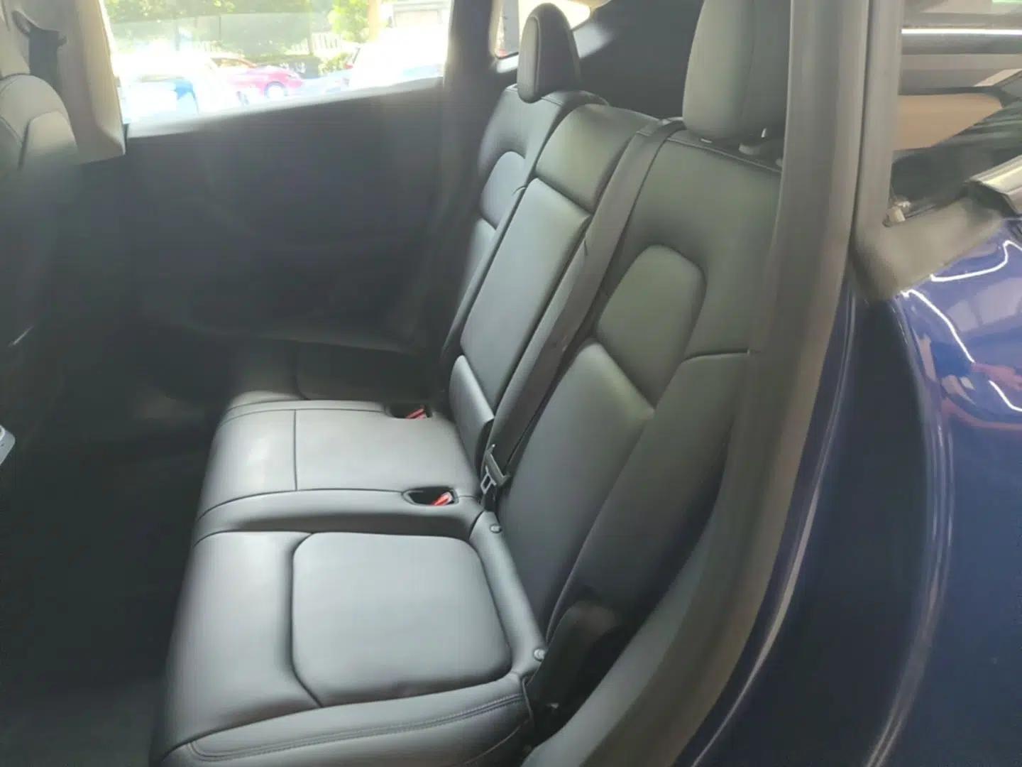Tesla Model Y 2022 Rear-Wheel-Drive Version — миниатюра 20