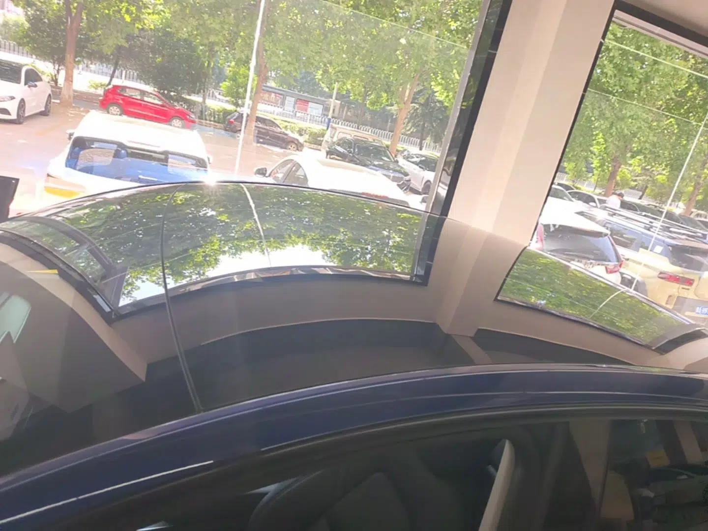 Tesla Model Y 2022 Rear-Wheel-Drive Version — миниатюра 7